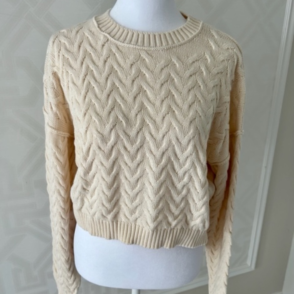 NWOT Cotton-On Cream light-weight crop sweater size L